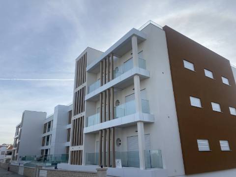 Luxuosa Penthouse com espetacular vista para o mar e praia