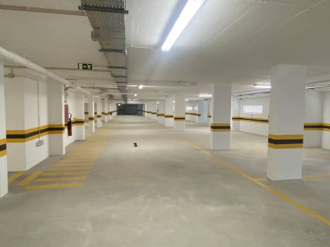 Luxuosa Penthouse com espetacular vista para o mar e praia