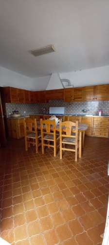 MORADIA DE CAMPO COM GARAGEM