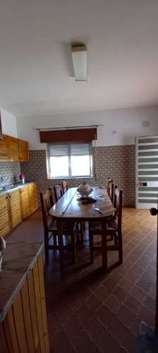 MORADIA DE CAMPO COM GARAGEM