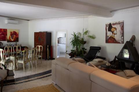 Ampla moradia no campo muito bonita em Albufeira