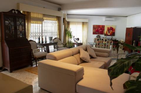 Ampla moradia no campo muito bonita em Albufeira