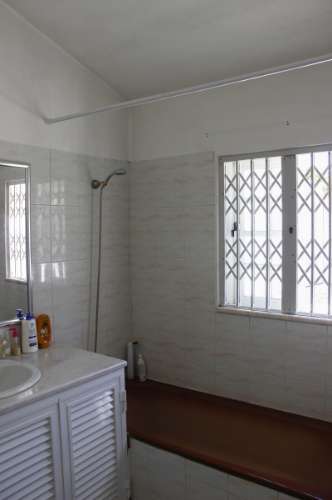 Ampla moradia no campo muito bonita em Albufeira