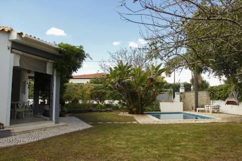 Ampla moradia no campo muito bonita em Albufeira