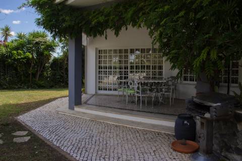 Ampla moradia no campo muito bonita em Albufeira