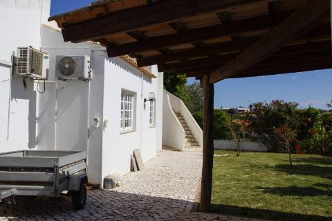 Ampla moradia no campo muito bonita em Albufeira