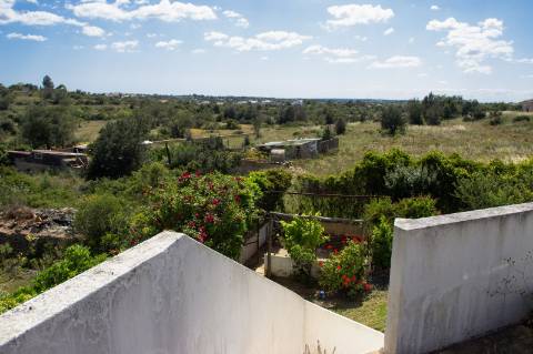 Ampla moradia no campo muito bonita em Albufeira