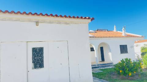 Prédio em Albufeira- Oportunidade de Investimento