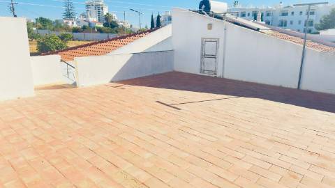 Prédio em Albufeira- Oportunidade de Investimento