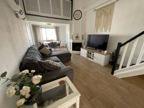 Apartamento Duplex T2 +1 com piscina