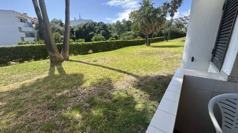 Apartamento T2 a escassos metros da praia do Forte de S. João em Albufeira