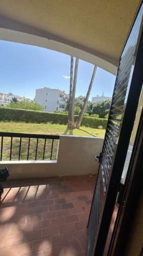 Apartamento T2 a escassos metros da praia do Forte de S. João em Albufeira