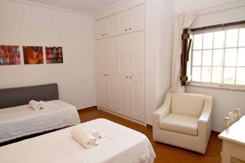 moradia T5 com piscina