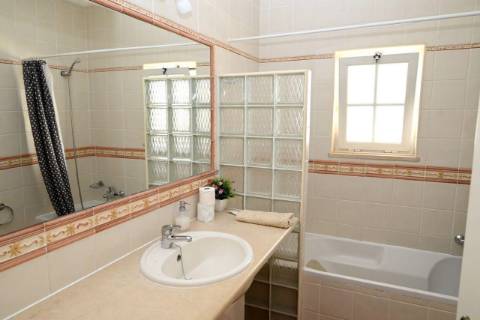 moradia T5 com piscina