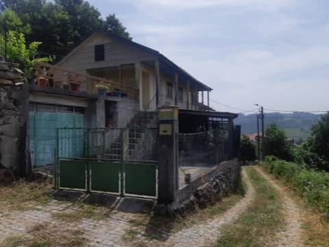 Moradia T2 Venda em Vila Cova da Lixa e Borba de Godim,Felgueiras