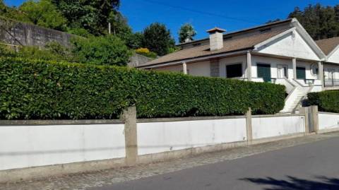 Moradia T4 Venda em Sendim,Felgueiras