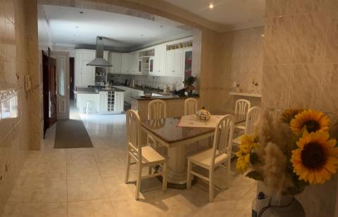 Moradia T4 Venda em Sendim,Felgueiras