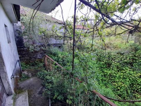 Moradia T4 Venda em Rego,Celorico de Basto