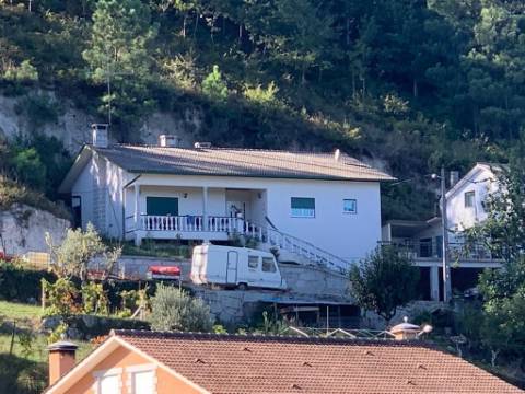Moradia T3 Venda em Reriz e Gafanhão,Castro Daire