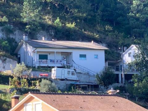 Moradia T3 Venda em Reriz e Gafanhão,Castro Daire