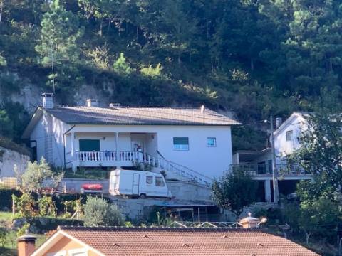 Moradia T3 Venda em Reriz e Gafanhão,Castro Daire