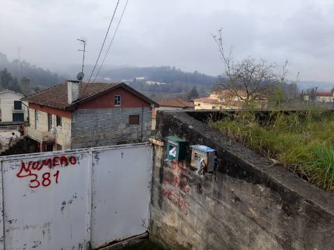 Moradia T3 Venda em Vila Boa de Quires e Maureles,Marco de Canaveses