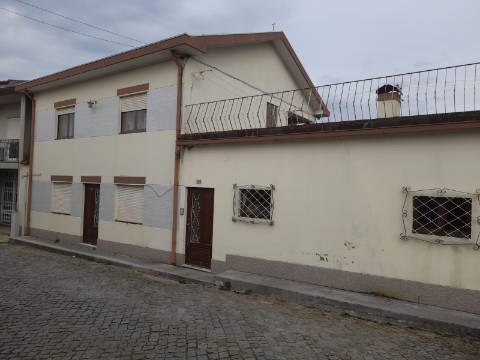 Moradia T4 Venda em Macieira da Maia,Vila do Conde