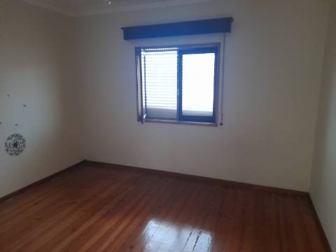 Moradia T4 Venda em Macieira da Maia,Vila do Conde