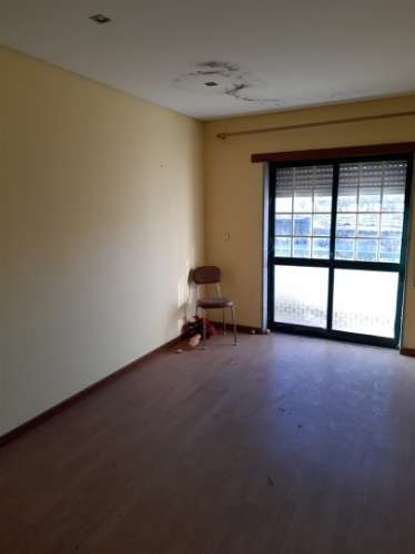 Apartamento T3 Venda em Tarouca e Dálvares,Tarouca