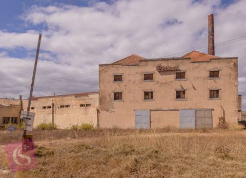 Terreno urbano para construção Habitacional e Serviços