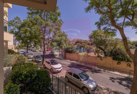 Condomínio Britânia Parede excelente T3