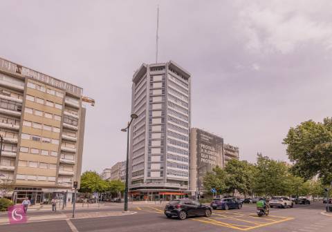 APARTAMENTO AV. DA REPUBLICA EDÍFICIO DO GALETO - LISBOA