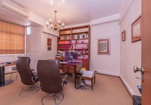 APARTAMENTO AV. DA REPUBLICA EDÍFICIO DO GALETO - LISBOA