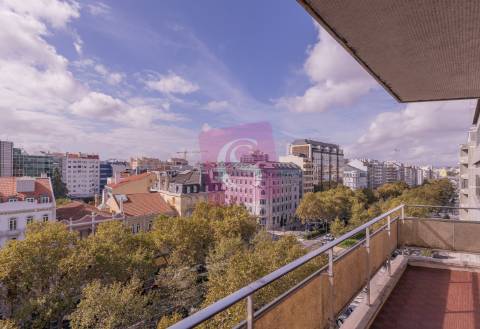 APARTAMENTO AV. DA REPUBLICA EDÍFICIO DO GALETO - LISBOA