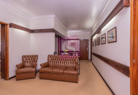 APARTAMENTO AV. DA REPUBLICA EDÍFICIO DO GALETO - LISBOA