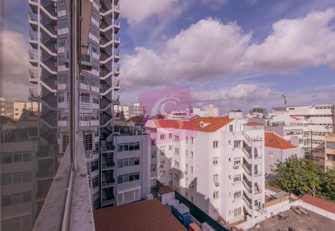 APARTAMENTO AV. DA REPUBLICA EDÍFICIO DO GALETO - LISBOA