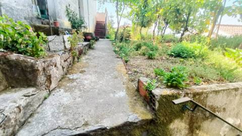 Moradia T4 Com terreno circundante | 2 pisos | Douro Vinhateiro | Régua | Canelas