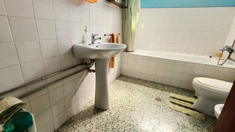 Moradia T4 Com terreno circundante | 2 pisos | Douro Vinhateiro | Régua | Canelas