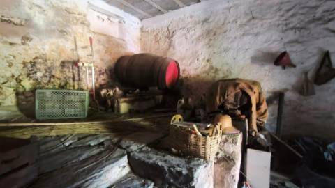 Moradia T4 Com terreno circundante | 2 pisos | Douro Vinhateiro | Régua | Canelas