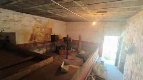 Moradia T4 Com terreno circundante | 2 pisos | Douro Vinhateiro | Régua | Canelas