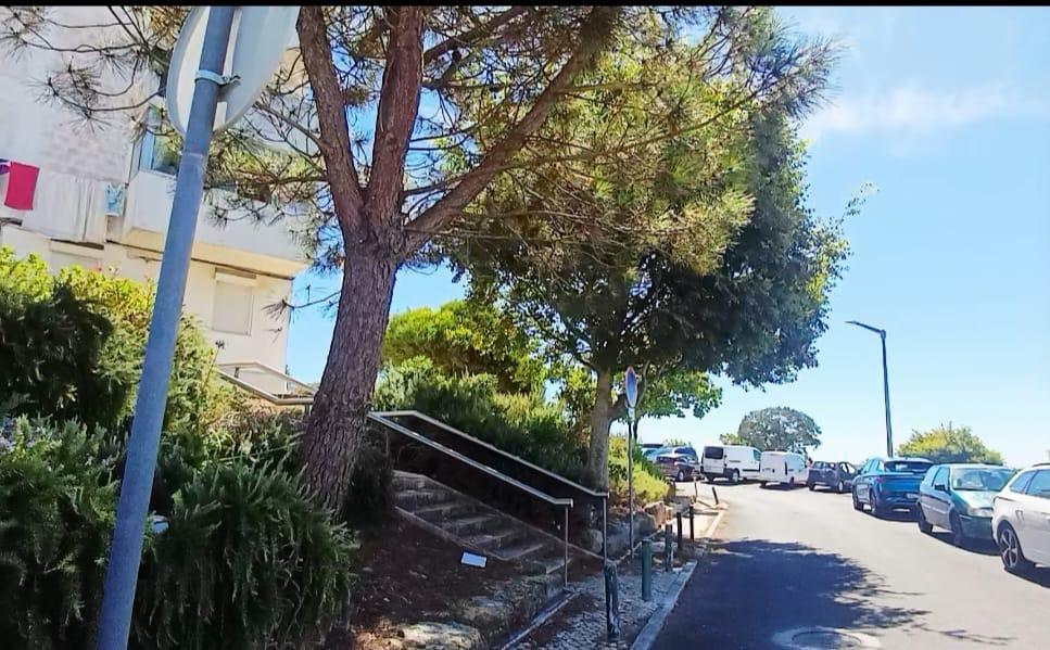 APARTAMENTO T3 | MONTE ABRÃO | QUELUZ | SINTRA | EXCELENTE INVESTIMENTO