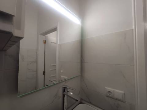 Totalmente remodelado | Loja convertida em habitação T1 | Queluz Belas | Sintra