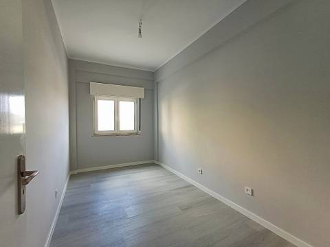 Apartamento | Olivais | Lisboa | T3 | renovado