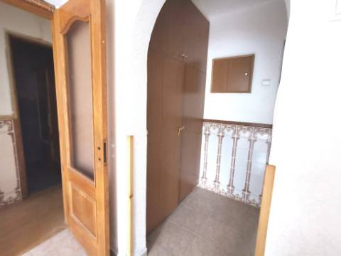 APARTAMENTO T2 | BENFICA | REMODELAÇÂO TOTAL