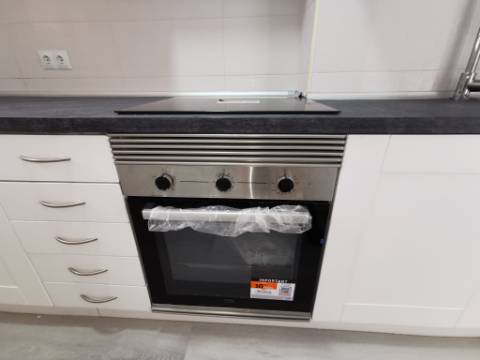 Apartamento T2 em Oeiras | TOTALMENTE REMODELADO