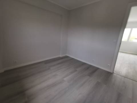 Apartamento T2 em Oeiras | TOTALMENTE REMODELADO