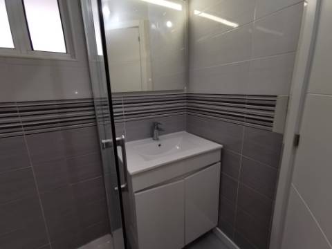 Apartamento T2 em Oeiras | TOTALMENTE REMODELADO