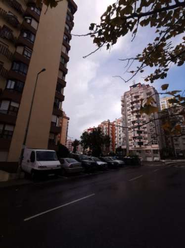 Apartamento T2 com Vista Aberta | O Lar Ideal para Começar a Sua História - Tapada das Mercês