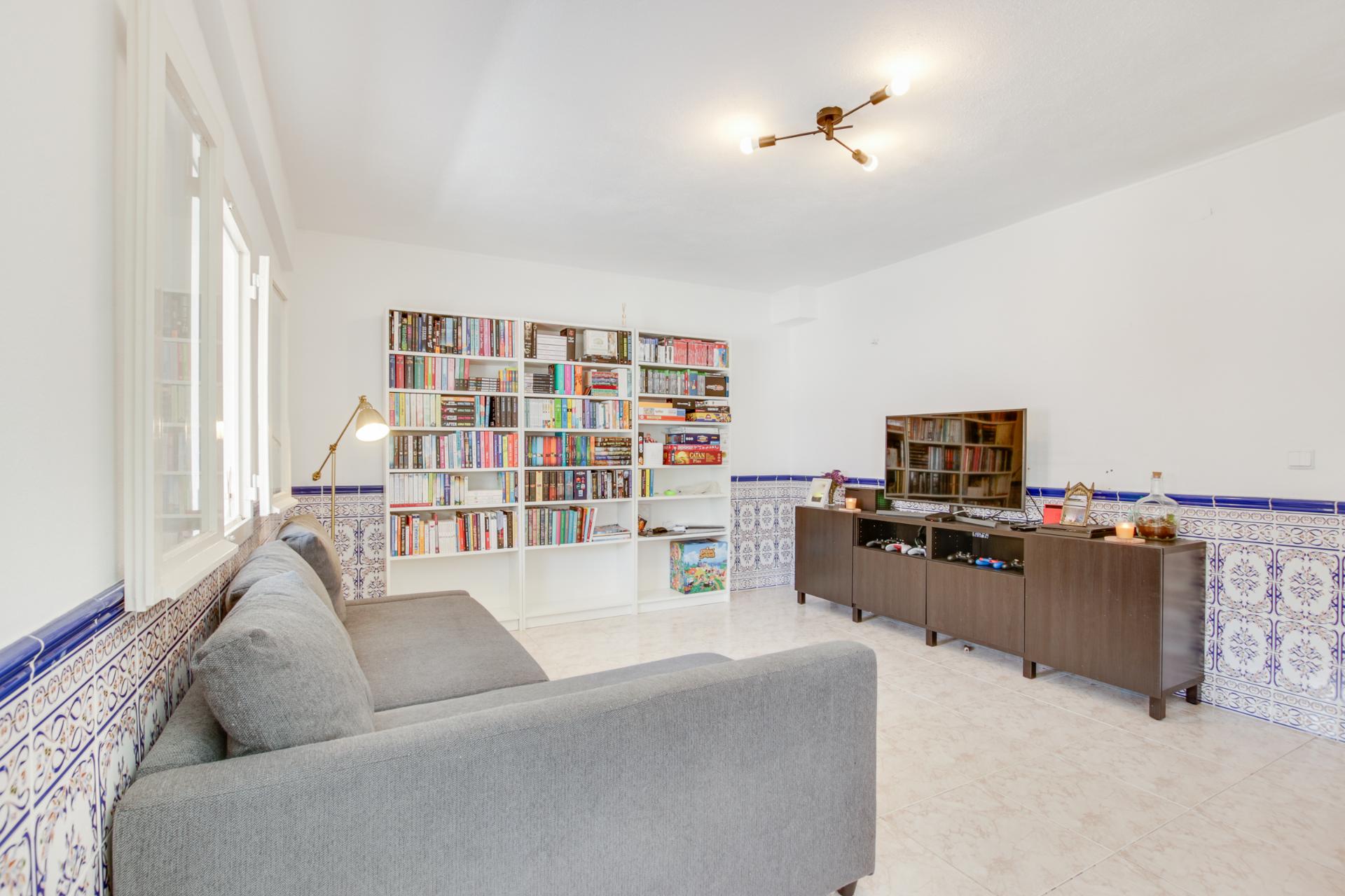 Apartamento T3 com Vista Ampla sobre Lisboa | Bairro dos Loios - Marvila