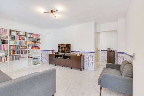 Apartamento T3 com Vista Ampla sobre Lisboa | Bairro dos Loios - Marvila